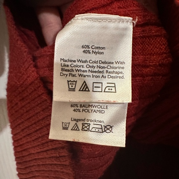Eddie Bauer Women's Red Button-Up Cardigan - Picture 4 of 5
